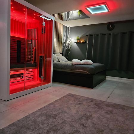 Bed and Breakfast So Sweet Oupeye Esterno foto